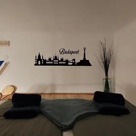 Blueroom - 15-minute Walk From Danube * Budapesta