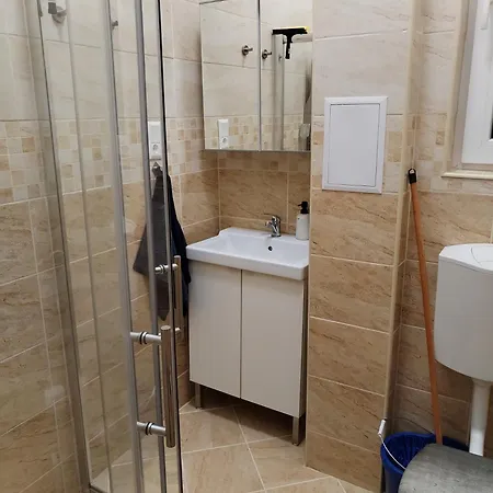Blueroom - 15-minute Walk From Danube Apartament *
